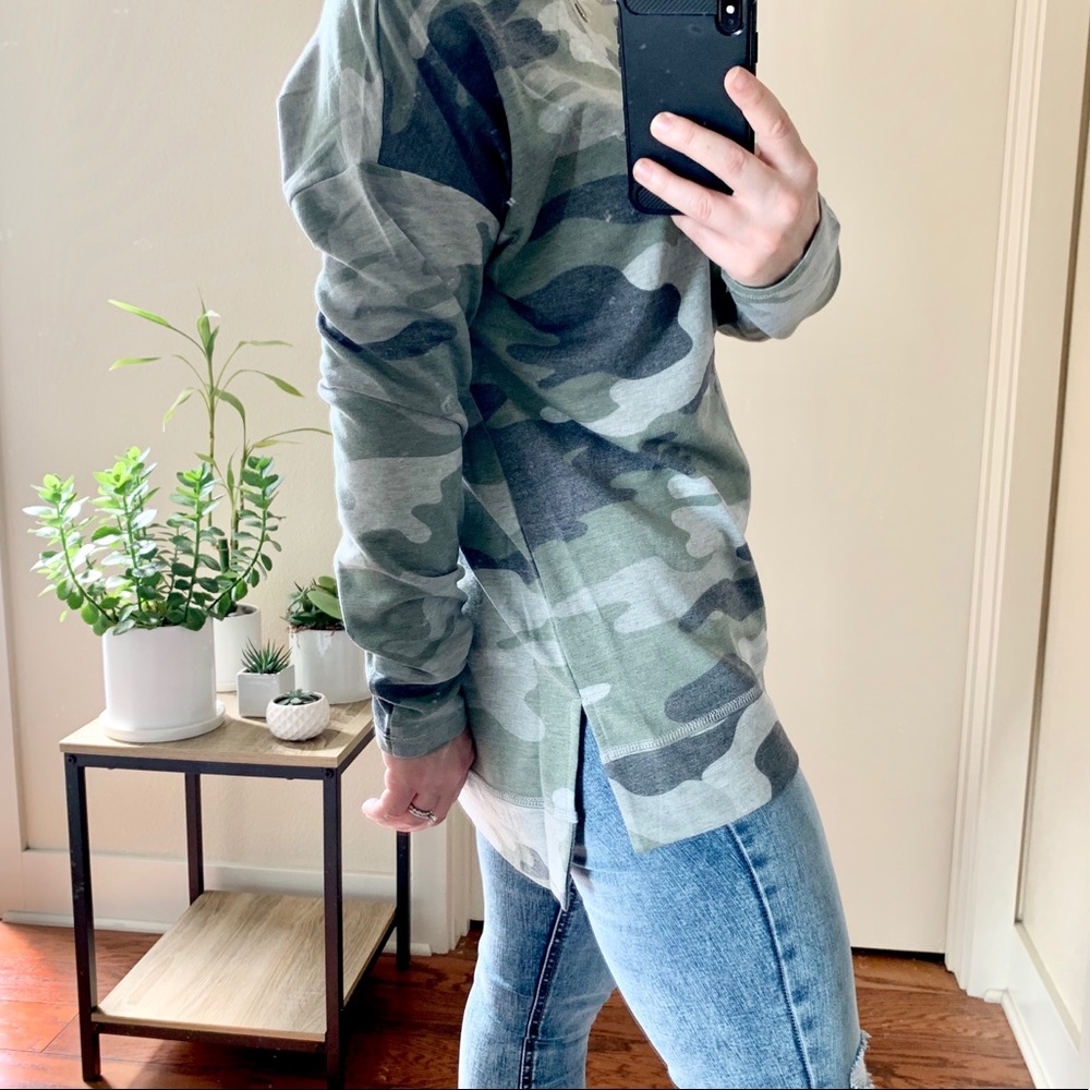 LAST | camo cutie split hem top • size medium | - Picture 6 of 7